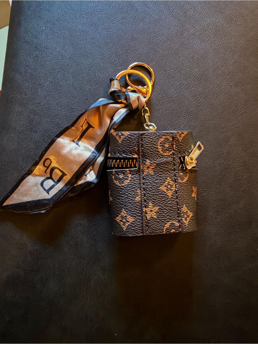Unbranded Monogram Brown Leather Shoulder Pouch with Scarf Accent New in Package - Picture 3 of 5
